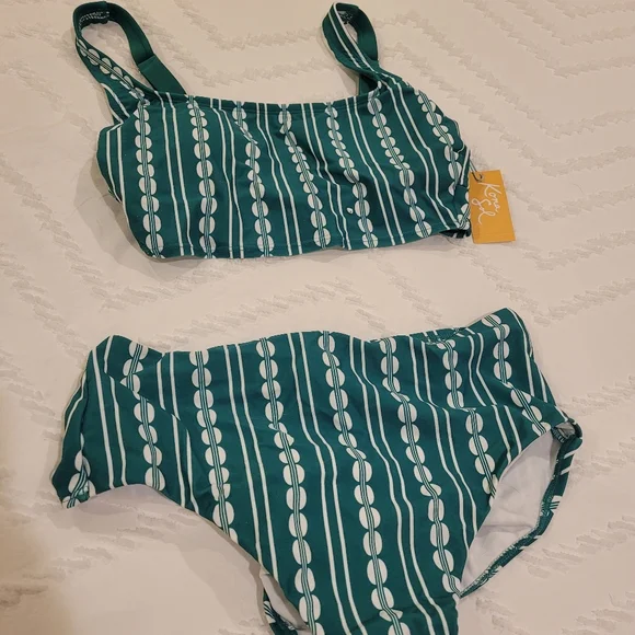Kona Sol 2 Piece Bikini Green and White Retro Swimsuit Size Medium NWT - Picture 6 of 7
